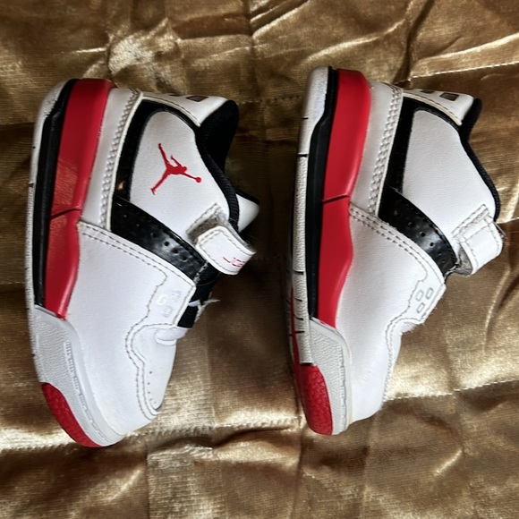 Nike Air Jordan Flight 23 - Picture 5 of 8